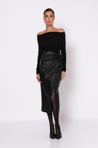 ΦΟΥΣΤΑ ΦΑΚΕΛΟΣ