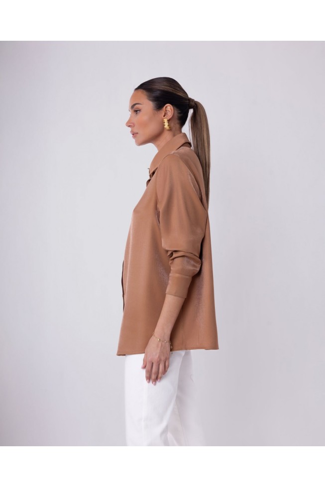 ΠΟΥΚΑΜΙΣΟ ΜΕ ΓΥΑΛΙΣΤΕΡΗ ΟΨΗ