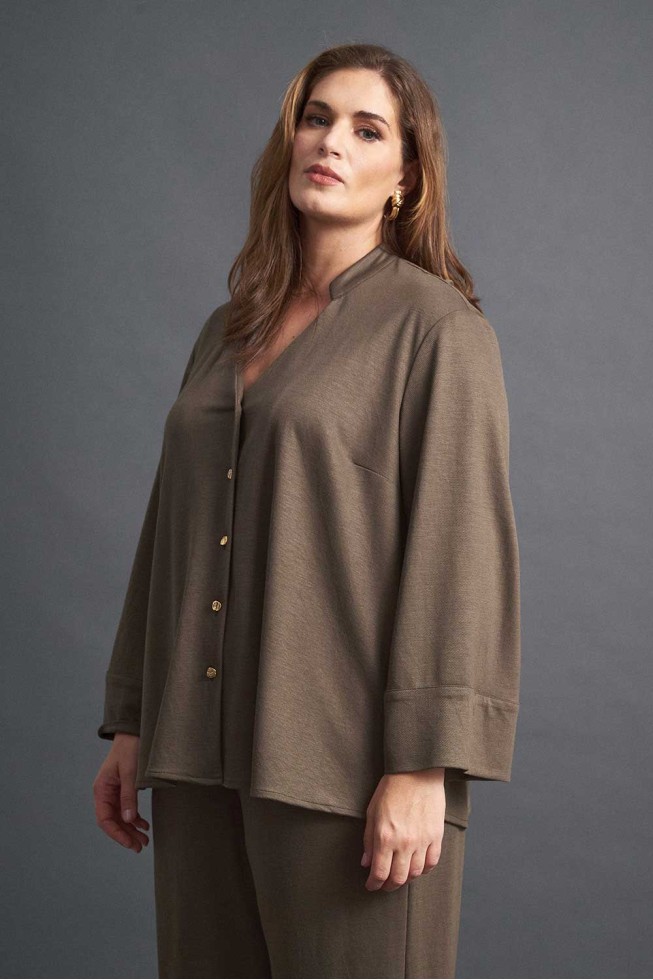 ΠΟΥΚΑΜΙΣΟ plus size 