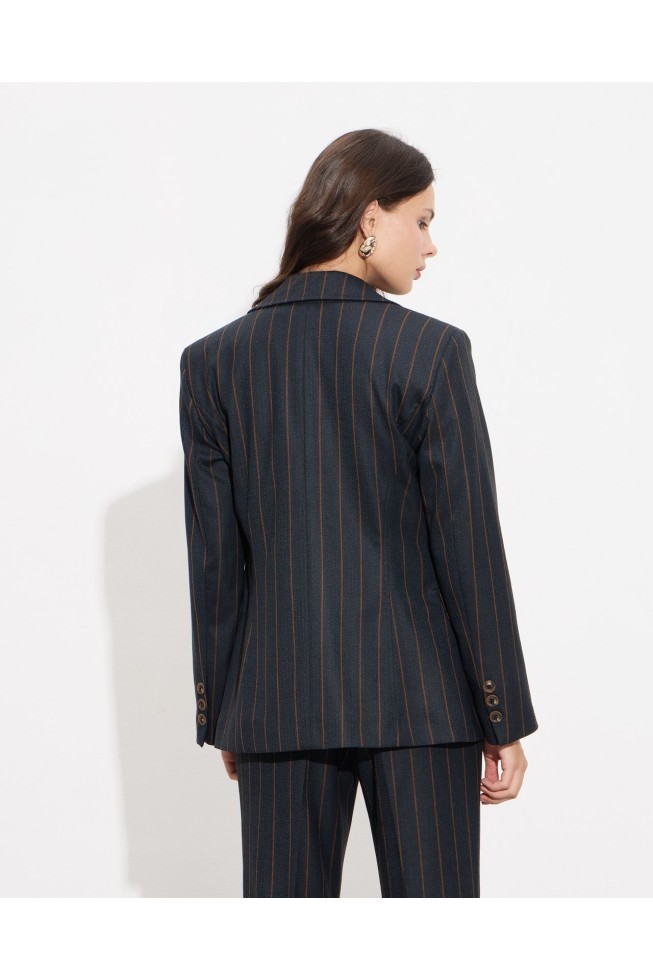 ΚΟΣΤΟΥΜΙ ΜΕ ΡΙΓΑ ΚΟΣΤΟΥΜΙ ΜΕ ΡΙΓΑ