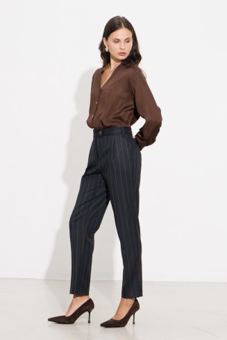 ΚΟΣΤΟΥΜΙ ΜΕ ΡΙΓΑ ΚΟΣΤΟΥΜΙ ΜΕ ΡΙΓΑ