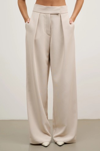 ΡΙΧΤΟ ΠΑΝΤΕΛΟΝΙ ΜΕ ΠΙΕΤΕΣ ΡΙΧΤΟ ΠΑΝΤΕΛΟΝΙ ΜΕ ΠΙΕΤΕΣ