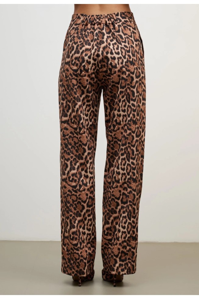 ΛΕΟΠΑΡ ΠΑΝΤΕΛΟΝΙ ΛΕΟΠΑΡ ΠΑΝΤΕΛΟΝΙ