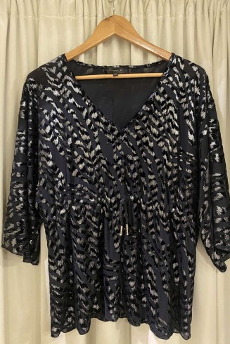 ΜΠΛΟΥΖΑ ΜΕ ΚΟΡΔΟΝΙ ΜΠΛΟΥΖΑ ΜΕ ΚΟΡΔΟΝΙ