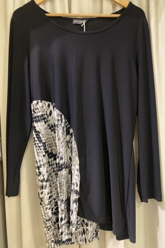 ΜΠΛΟΥΖΑ ΜΕ ΣΧΕΔΙΟ ΜΠΛΟΥΖΑ ΜΕ ΣΧΕΔΙΟ